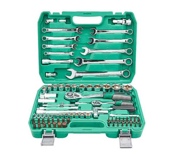 JUEGO DE LLAVES Y SOCKET 82 PIEZAS