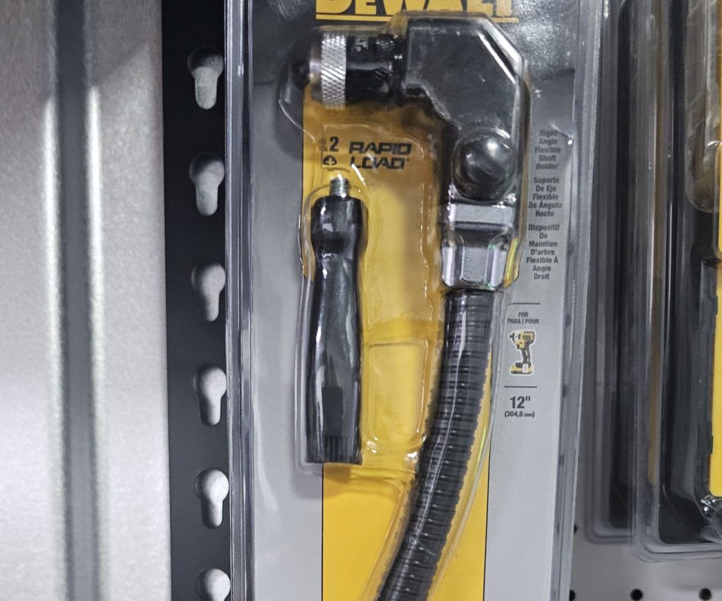 MECHA EN ANGULO FLEXIBLE DEWALT DWARAFS12"